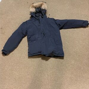 Canada Goose Chateau Parka navy Men’s Size Xl Coyote Fur Trim Winter Coat